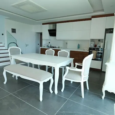 Villa, Alanya, Antalya Vila *