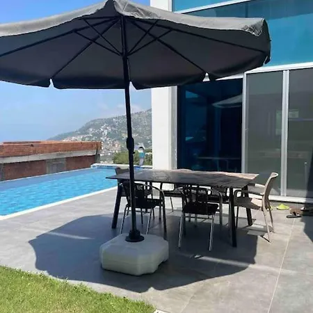 Villa, Alanya, Antalya Vila *